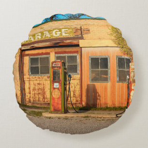Old service station in rural Utah, USA. vintage, Round Pillow