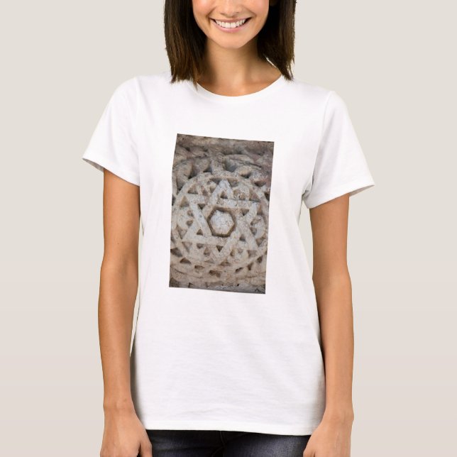 Old Star of David carving, Israel T-Shirt (Front)