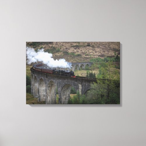 Old steam train on Glenfinnan Viaduct Canvas Print