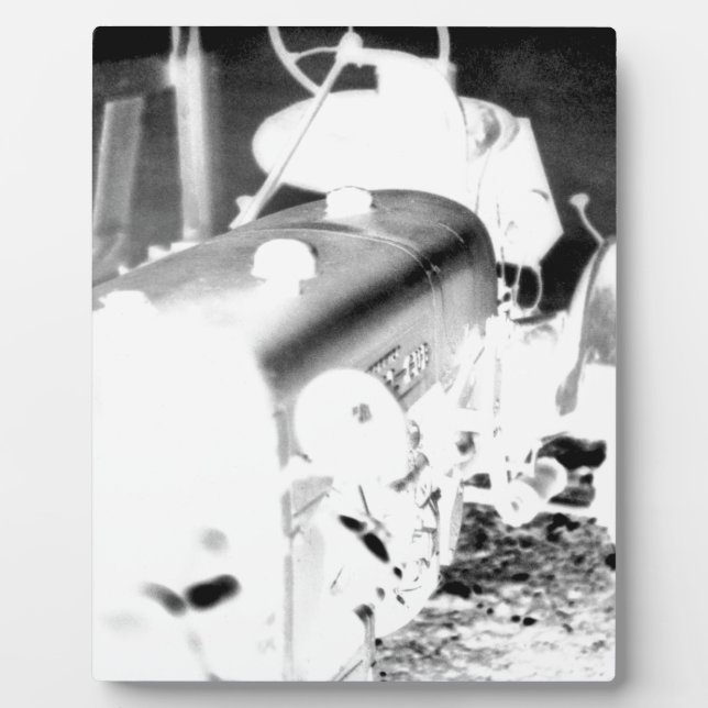 Old Tractor - negative Plaque (Front)