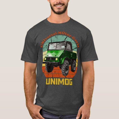 Old Unimog Retro  T_Shirt