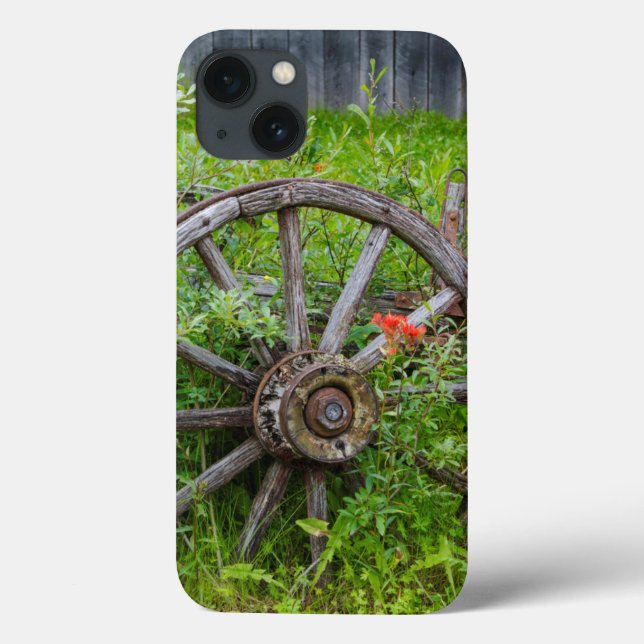 Old wagon wheel in historic old gold town 3 Case-Mate iPhone case (Back)