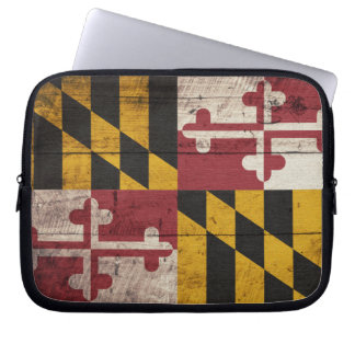 Old Wooden Maryland Flag Laptop Sleeve
