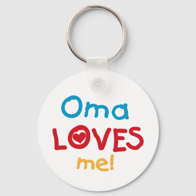 Oma Loves Me T-shirts and Gifts Keychain (Front)
