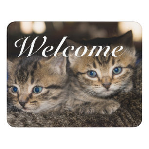 On Momma's Back Welcome Door Sign