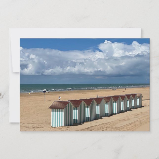On the beach under the clouds (Front)