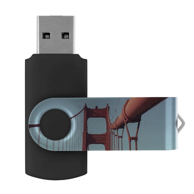 On The Golden Gate Bridge USB Flash Drive (Opened)