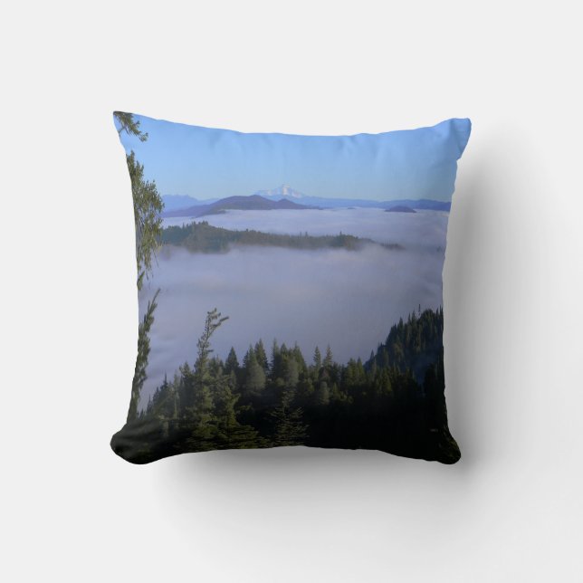 On the horizon..... throw pillow (Front)