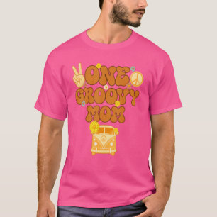 One Groovy Mom Retro Mom Hippie Birthday 70s Flora T-Shirt