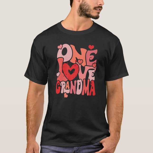 One Loved Grandma Valentine Grandma Heart Valentin T-Shirt (Front)