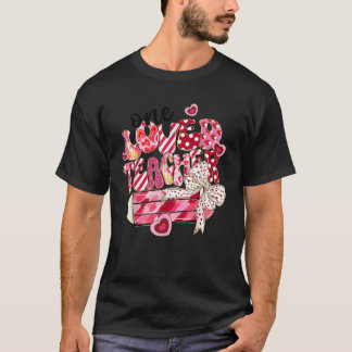 One Loved Teacher Coquette Bow Pencil Teacher Vale T-Shirt