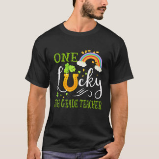 One Lucky 5Th Grade Teacher St Patrick's Day Rainb T-Shirt