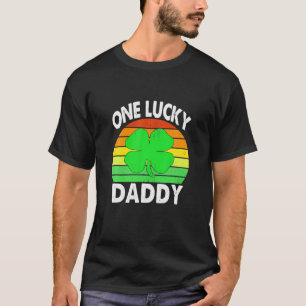 One Lucky Dad Retro Vintage St Patricks Day Funny T-Shirt