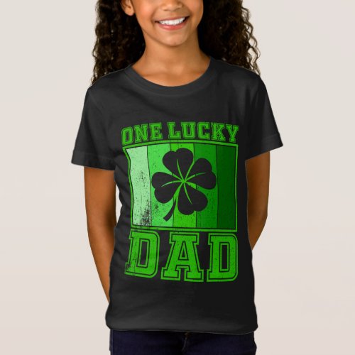 One Lucky Dad St Patricks Day Vintage Father gift T_Shirt