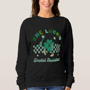 One Lucky Dental Assistant Retro St Patricku2019s Sweatshirt