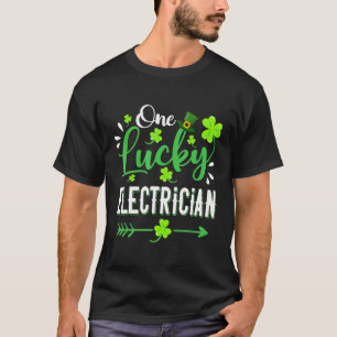 One Lucky Electrician Shamrock Leprechaun Hat Patr T-Shirt