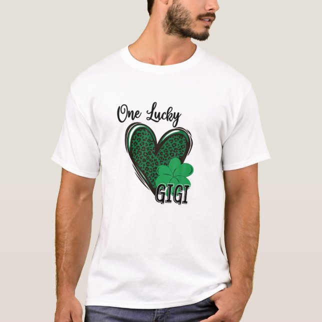 One Lucky Gigi Leopard Heart St Patrick’S Day T-Shirt (Front)