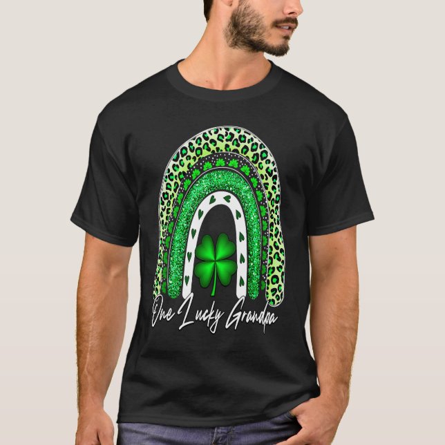 One Lucky Grandpa Matching Family St Patricks Day  T-Shirt (Front)