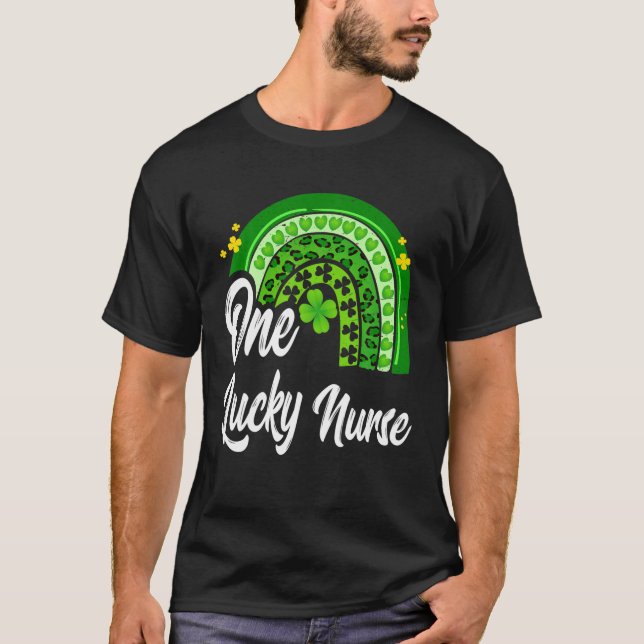 One Lucky Nurse Scrub RN St Patricks Day Nurses Wo T-Shirt (Front)