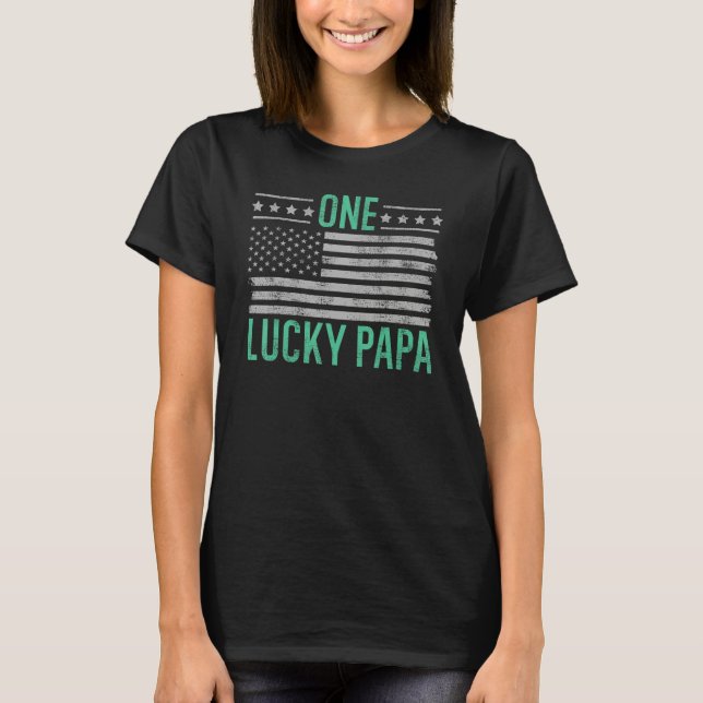 One Lucky Papa, Retro US Flag Funny Father's Day D T-Shirt (Front)