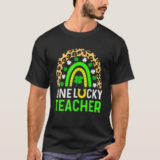One Lucky Teacher Leopard Shamrock Rainbow St Patr T-Shirt