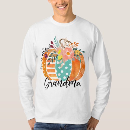 One Thankful Grandma Plaid Fall Pumpkin Thanksgivi T_Shirt