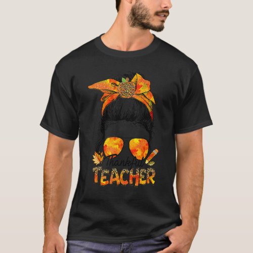 One Thankful Teacher Leopard Messy Bun Thanksgivin T-Shirt