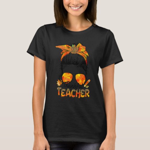 One Thankful Teacher Leopard Messy Bun Thanksgivin T-Shirt