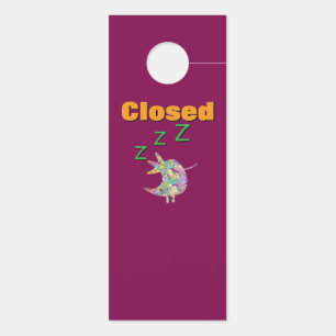 OPEN / CLOSED Wine Door Hanger