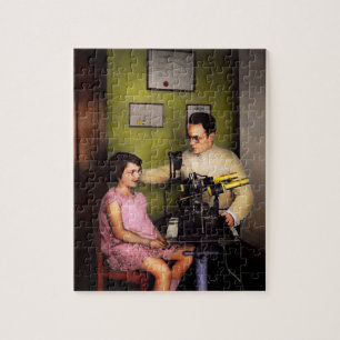 Optometrist - The eye exam 1929 Jigsaw Puzzle