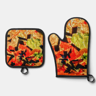 Orange abstract oven mitt and pot holders oven mitt & pot holder set