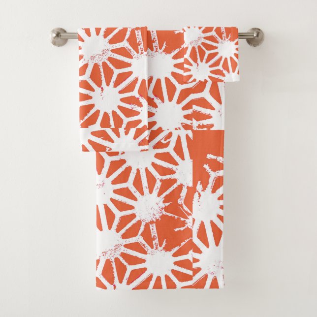 Orange and white geometric pattern bath towel set (Insitu)