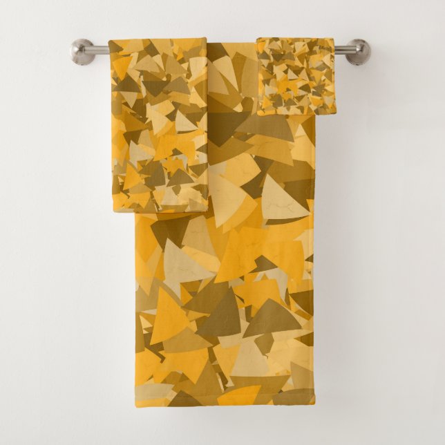 Orange Brown Triangle Pattern Bath Towel Set (Insitu)
