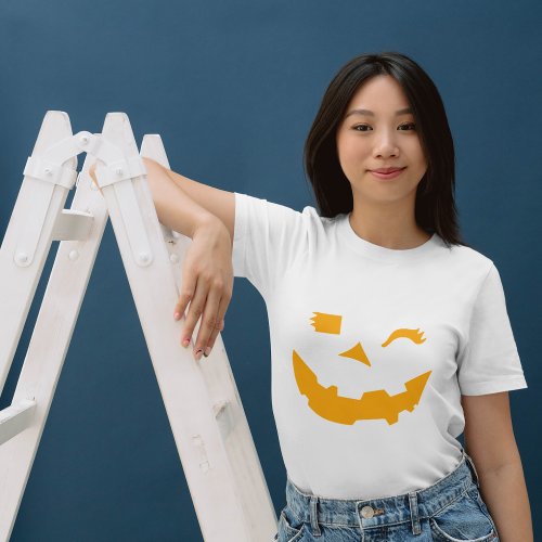 orange pumpkin face womens   T_Shirt