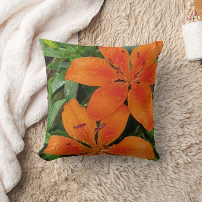 Orange-red flowers with green leaves throw pillow (Blanket)
