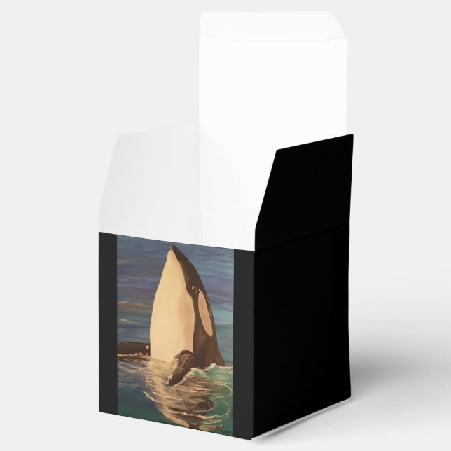 Orca favor box (Opened)