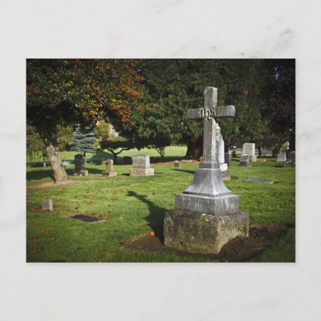Oregon, Lake Oswego, Oswego Pioneer Cemetery 2 Postcard (Front)