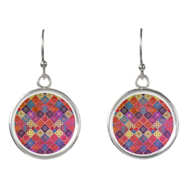 Oriental pattern earrings (Front)