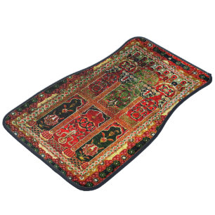 Oriental rug in red and green
