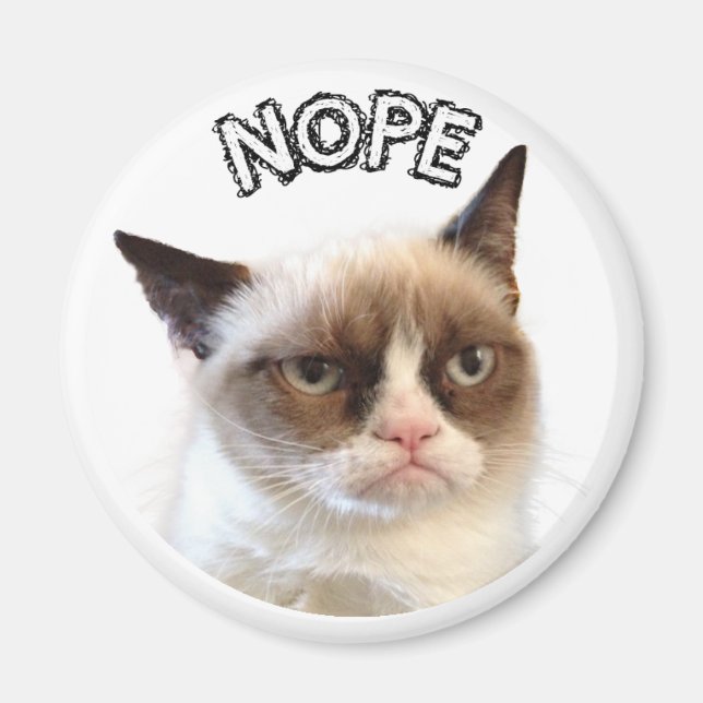 Original Grumpy Cat Round Magnet "NOPE" (Front)
