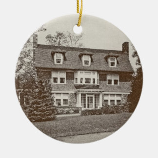 Ornament for 91 Highland Ave in 1925