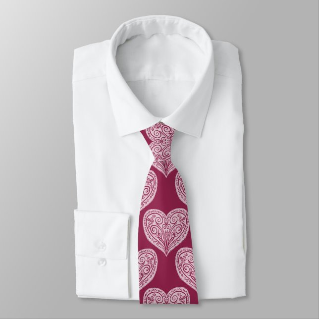 Ornamental heart in Burgundy, Tie (Tied)