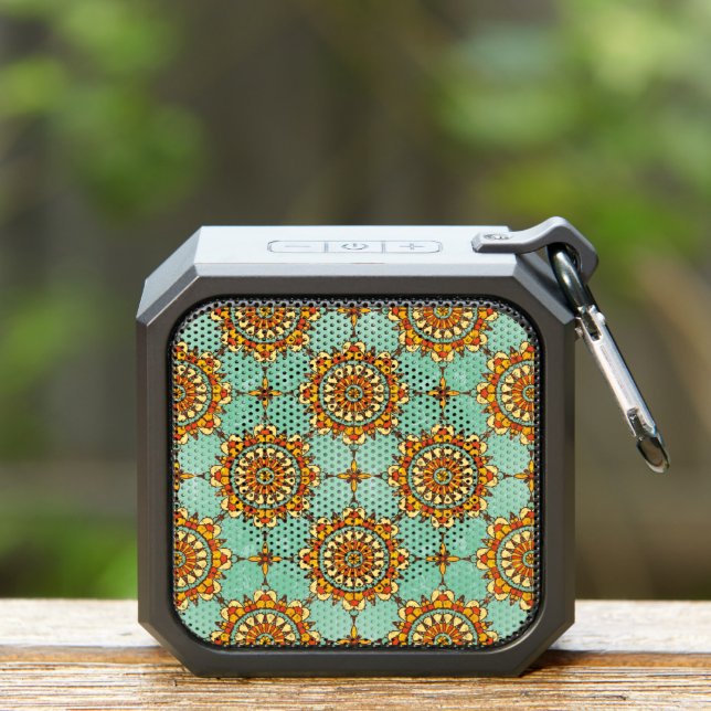 Ornamental pattern bluetooth speaker (Insitu(Outdoor))