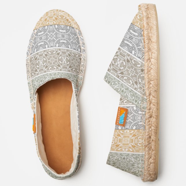 Ornamental pattern espadrilles (Side)