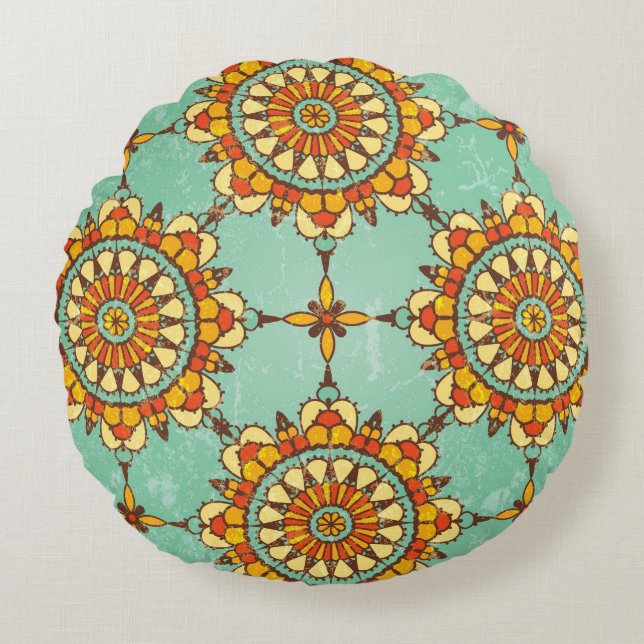 Ornamental pattern round pillow (Front)