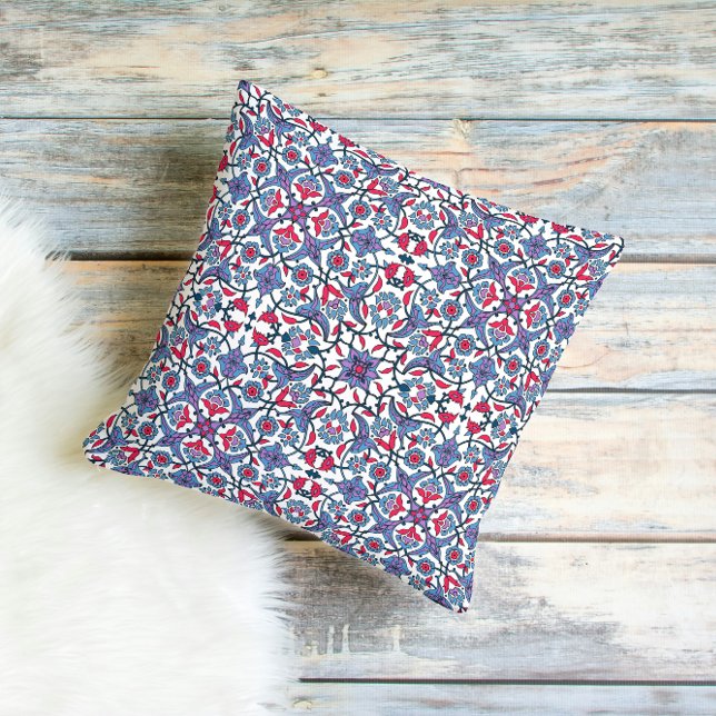 Ornamental Turkish Tile Pattern Throw Pillow (Creator Uploaded)