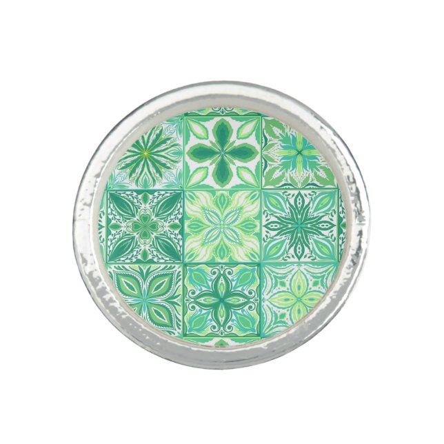 Ornate tiles in green and white ring (Front)