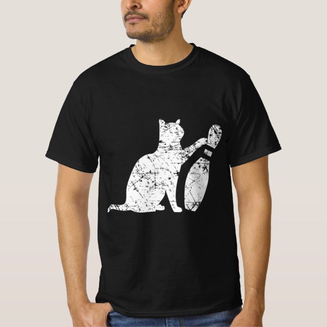 Ornery Alley Cat Tipping Bowling Pin Fun Team Gift T-Shirt (Front)