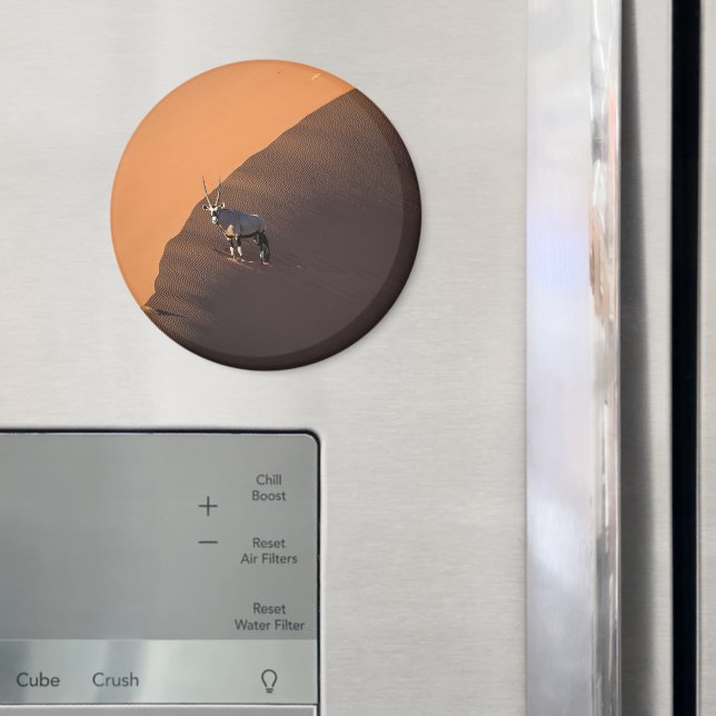 Oryx on the edge, Namibia Magnet (In Situ (Fridge))