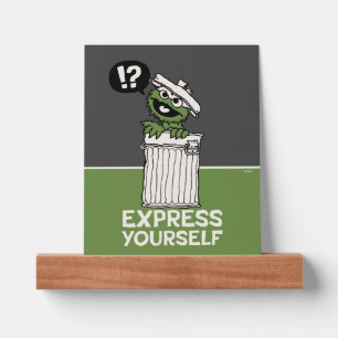 Oscar the Grouch Express Yourself Picture Ledge